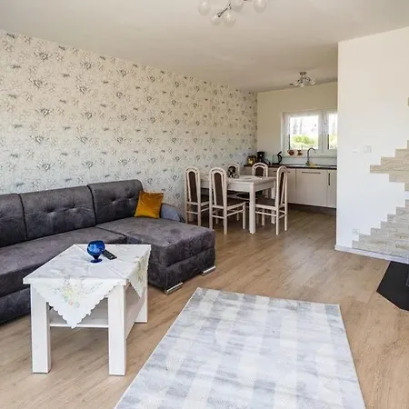 Polnische Ostsee Mit Kamin Sierosław